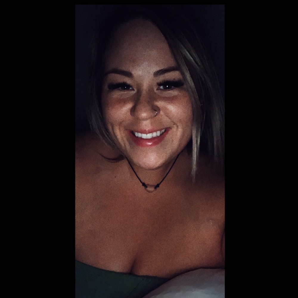 Meet your Posher, Amber